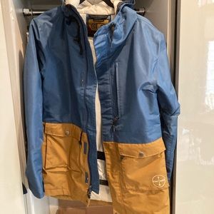 Women’s Snowboard Coat